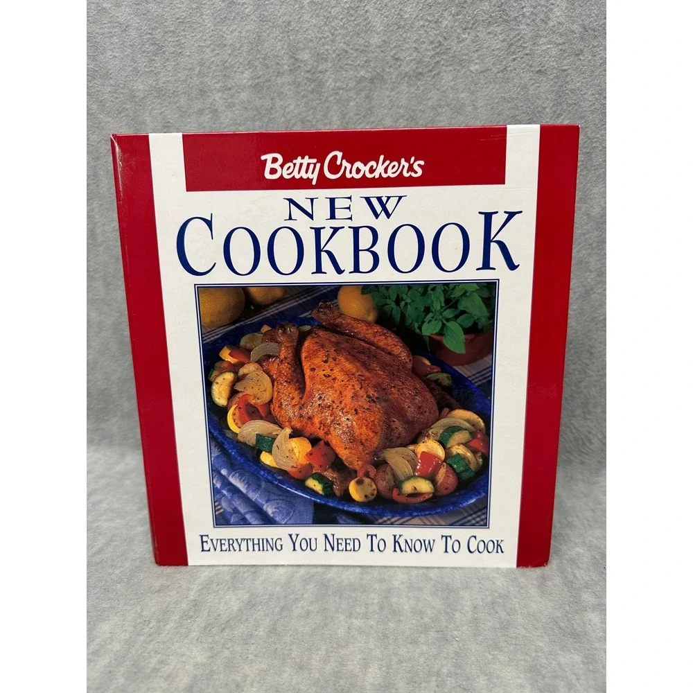 Betty Crocker New Cookbook Red 5-Ring Binder Everything You Need To Know To Cook